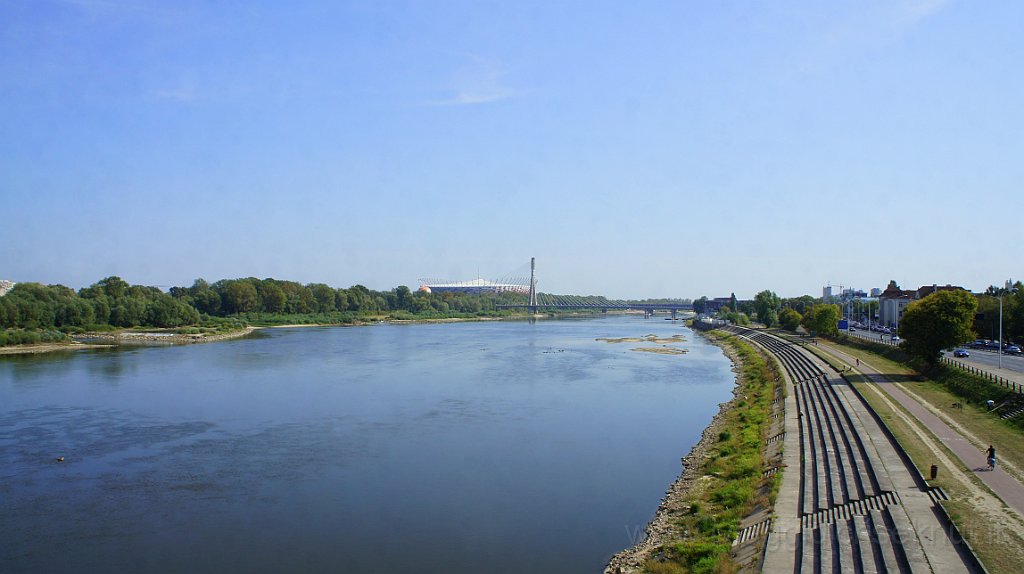 DSC08106.JPG - Il fiume Vistola con il ponte Swietokrzyski